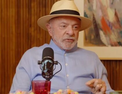 Lula sugere novo “desenrola” para ajudar clubes a pagarem dívidas Lula sugere novo “desenrola” para ajudar clubes a pagarem dívidas