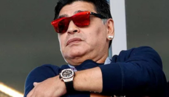 Cuidador expõe conflitos de Maradona com médico antes de morrer: “Chegava a cuspir”