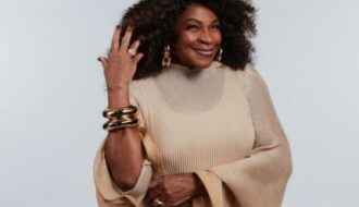 Zezé Motta será homenageada por mulheres do samba em evento no Brasil e exterior